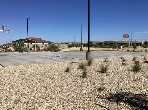 10831 Parkway Dr, Tolleson AZ  85353-4410 exterior