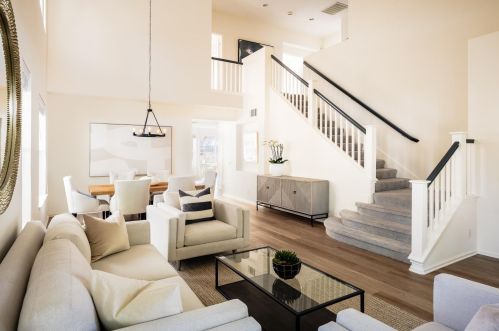 610 Seasons Ln, Redwood City, CA 94065-2889