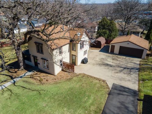 1027 Ramsey St, Hastings, MN 55033-2809
