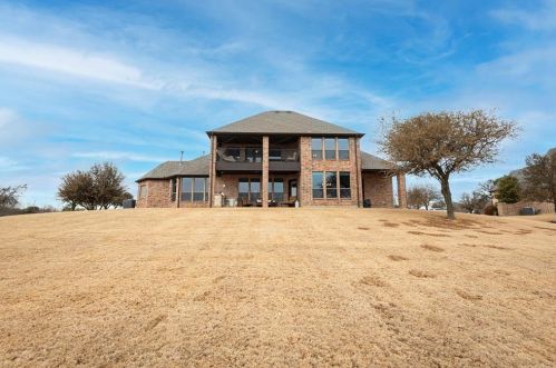 404 Seis Lagos Trl, St Paul, TX 75098-8336