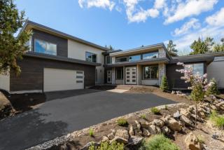 3483 Denali Ln, Bend OR  97701-6721 exterior