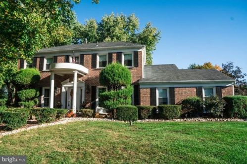 376 Trappe Ln, Langhorne, PA 19047-1433