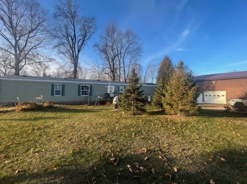 13891 School Rd, Pulcifer, WI 54124-9766