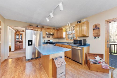 162 Black Hawk Dr, Sardinia OH  45171-9665 exterior