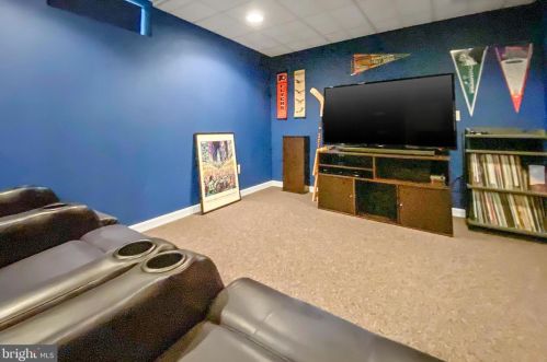 233 Beech Ln, Swedesboro NJ  08085-4033 exterior