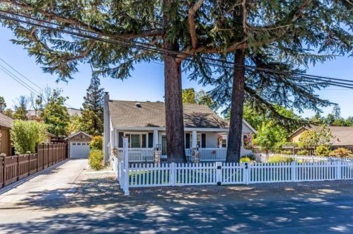 310 Redding Rd, Campbell, CA 95008-6718