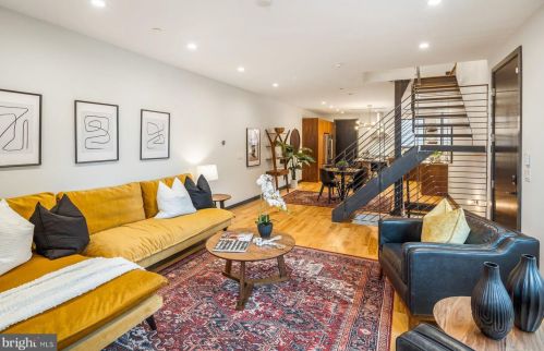 2401 Emerald St, Philadelphia PA  19125-1204 exterior