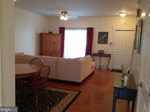 8628 Ellesmere Way, Bristow, VA 20136-2075