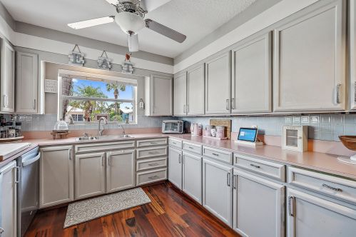 312 Claremont Ln, West Palm Beach FL  33404-6212 exterior