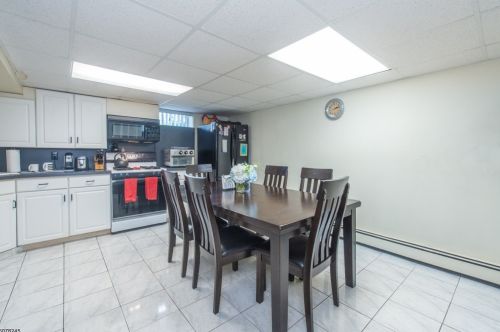 102 Mount Pleasant Ave, West Paterson NJ  07424-2838 exterior