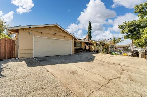 3015 Senter Rd, San Jose, CA 95111-1253