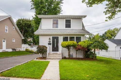 487 Walnut St, Nutley, NJ 07110-1358