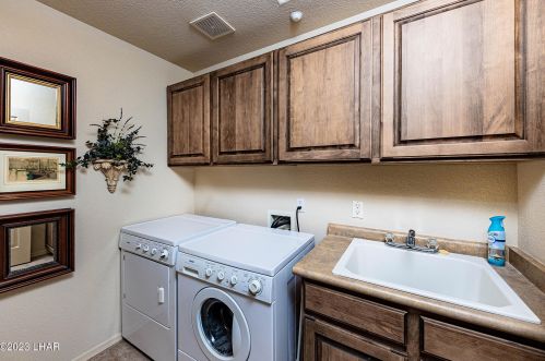 2010 Richey Cir, Lake Havasu City AZ  86403-2200 exterior