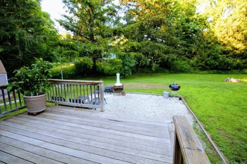 99 Laurel Hill Rd, Brookfield Center CT  06804-1014 exterior