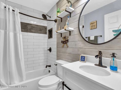 449 Toledo St, Sebastian FL  32958-4373 exterior