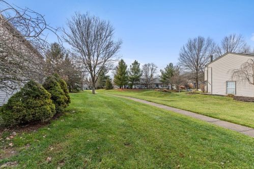 1802 Cliffview Ln, Florence KY  41042-2548 exterior