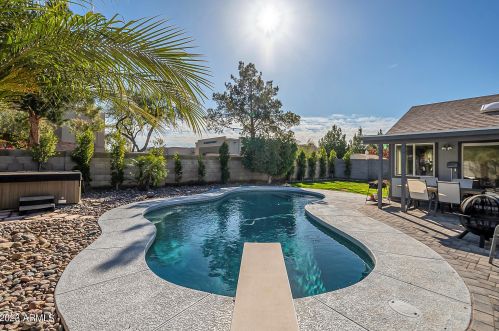1979 Jackson St, Chandler, AZ 85225-8442