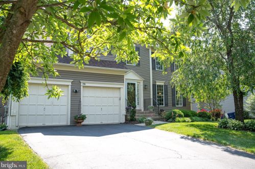 106 Newhall Pl, Leesburg, VA 20175-2534