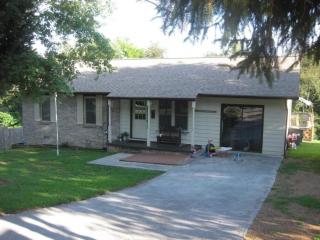 527 River Bend Dr, Loudon, TN 37774-6630