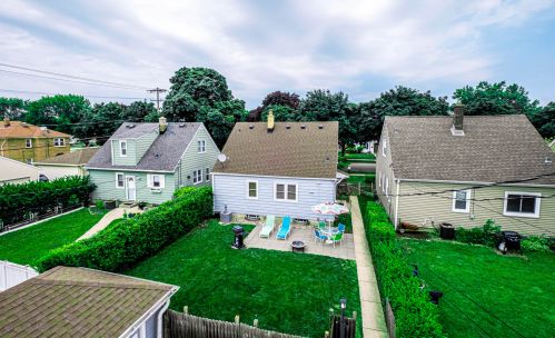 3051 89, Milwaukee WI 53222-3605 exterior