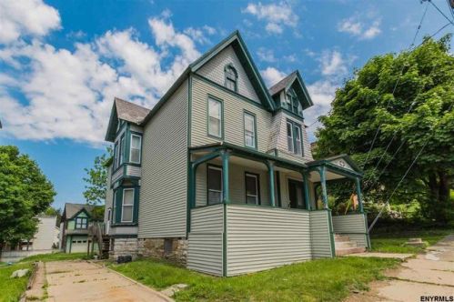 20 Brandt Pl, West Glenville, NY 12010-3214