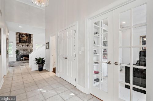 319 Equus Dr, Camp Hill PA  17011-8350 exterior