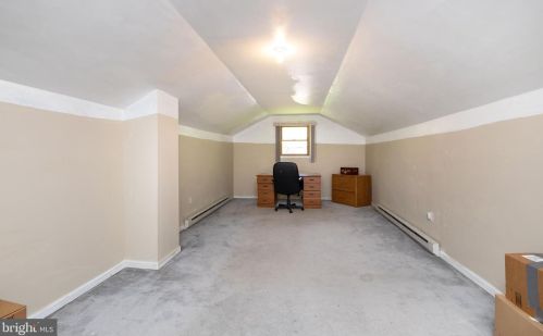 1404 Southwind Way, Dresher PA  19025-1026 exterior