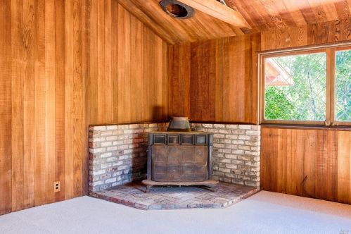 3932 Harrison Grade Rd, Sebastopol CA  95472-9359 exterior