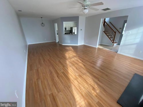 1408 Wharton Rd, Mount Laurel, NJ 08054-5298