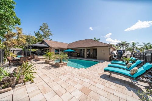 2134 19 Ave, Cape Coral FL  33990-4113 exterior