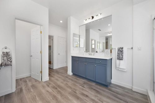 6040 Edgehill Dr, Folsom CA  95762-5474 exterior