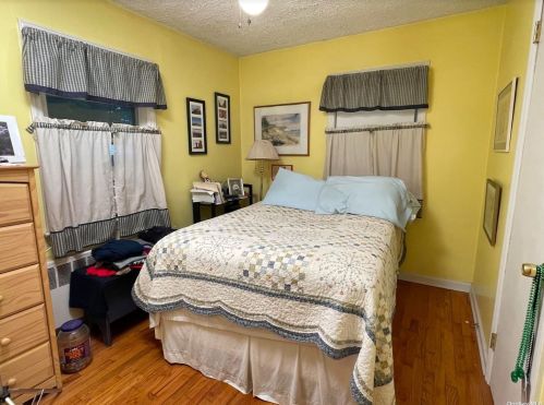 15 Richwood Pl, Huntington Station NY 11746-3228 exterior