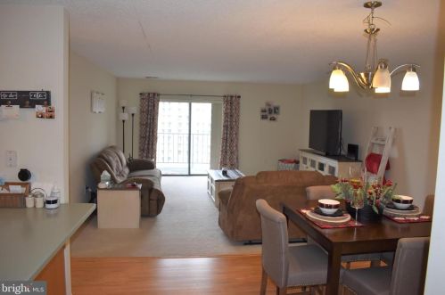 10719 Valley Forge Cir, Norristown, PA 19406-1183