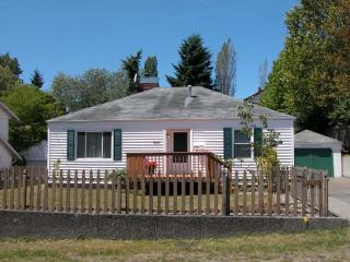1117 Evans Ave, Bremerton, WA 98312-4452
