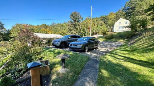 493 Birch Way, New Kensington PA  15068-5037 exterior