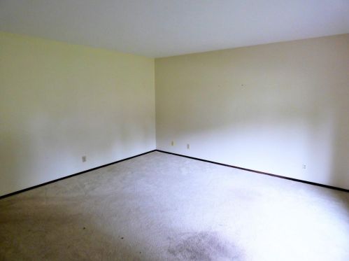 4106 John St, Valpo IN  46383-2122 exterior