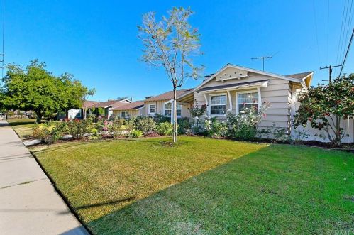 846 Azusa Ave, West Covina, CA 91791-1025