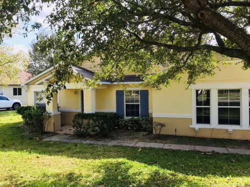 2458 Breezy Meadow Rd, Apopka, FL 32712-6433