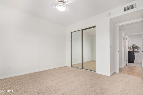 11826 38th Pl, Phoenix AZ  85028-1448 exterior