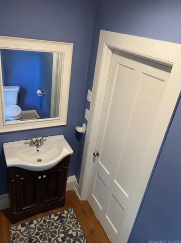 4 Bishop Ct, United States Coast Guard Ac CT  06320-5601 exterior