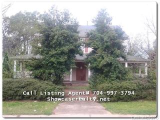 520 Glasgow Rd, Charlotte, NC 28214-1451