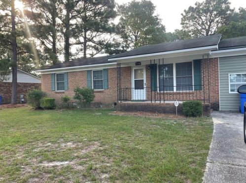 4542 Ruby Rd, Fayetteville, NC 28311-1845