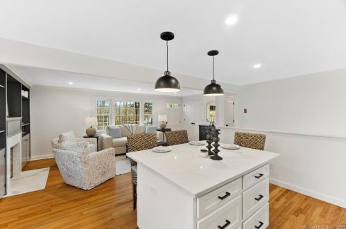 12 Clear Lake Rd, North Branford CT  06471-1574 exterior