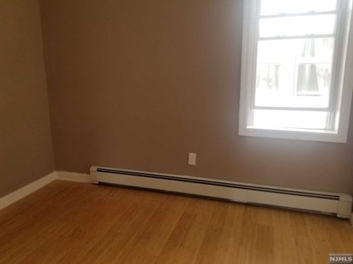 30 Grace St, Irvington NJ  07111-3506 exterior