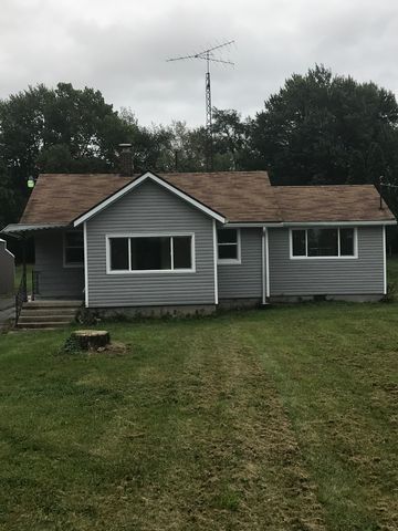 1504 Country Club Rd, Muncie, IN 47302-8638