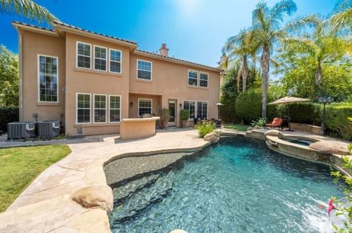 26067 Shadow Rock Ln, Santa Clarita, CA 91381-0657