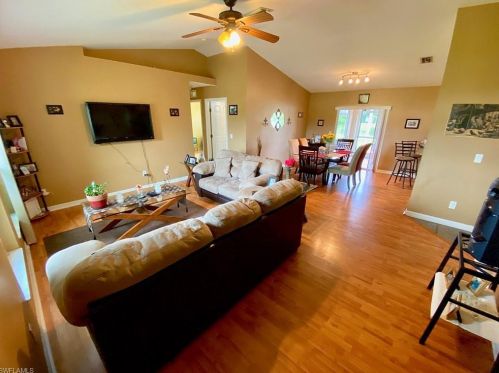 4106 18th St, Lehigh Acres, FL 33976-3205