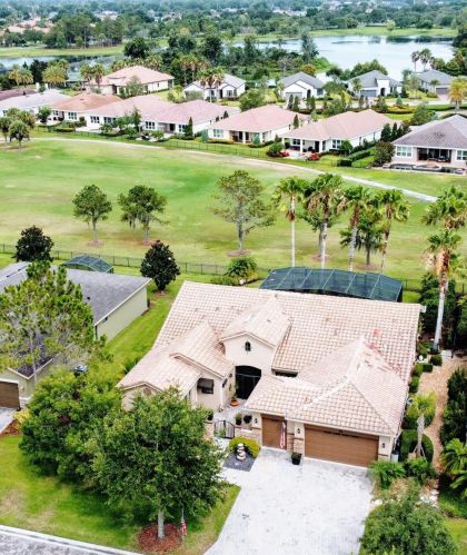 196 Torino Ln, Kissimmee, FL 34759-4042