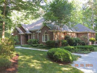 6301 Oak View Ct, Hillsborough, NC 27278-8891