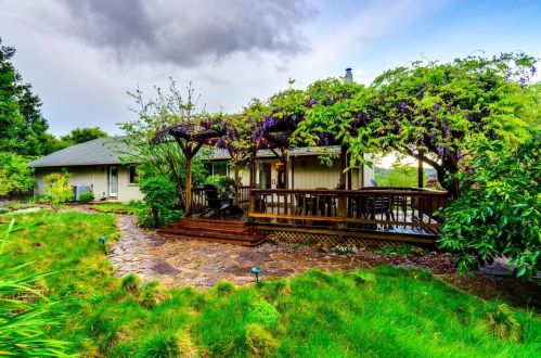 1325 Desmond Ln, Newcastle CA  95658-9683 exterior